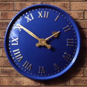 V Classic Clock 7024